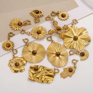 Vintage natural tiger eye stone pendant